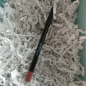 New Laura Geller Waterproof Lip Liner in Spice